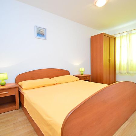 Apartment Ena By Interhome Brodarica  Kültér fotó